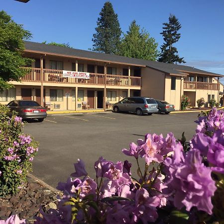 Centralia Inn Екстер'єр фото