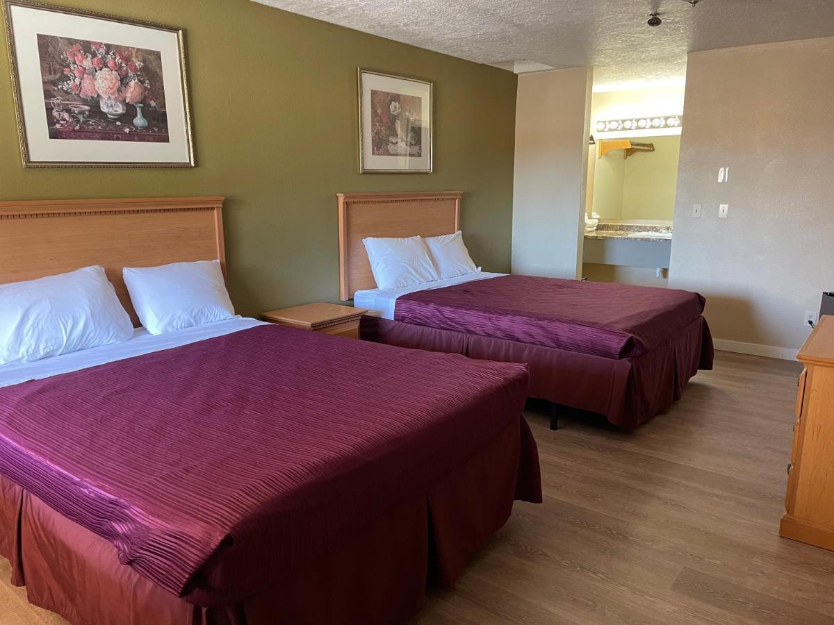 Centralia Inn Екстер'єр фото