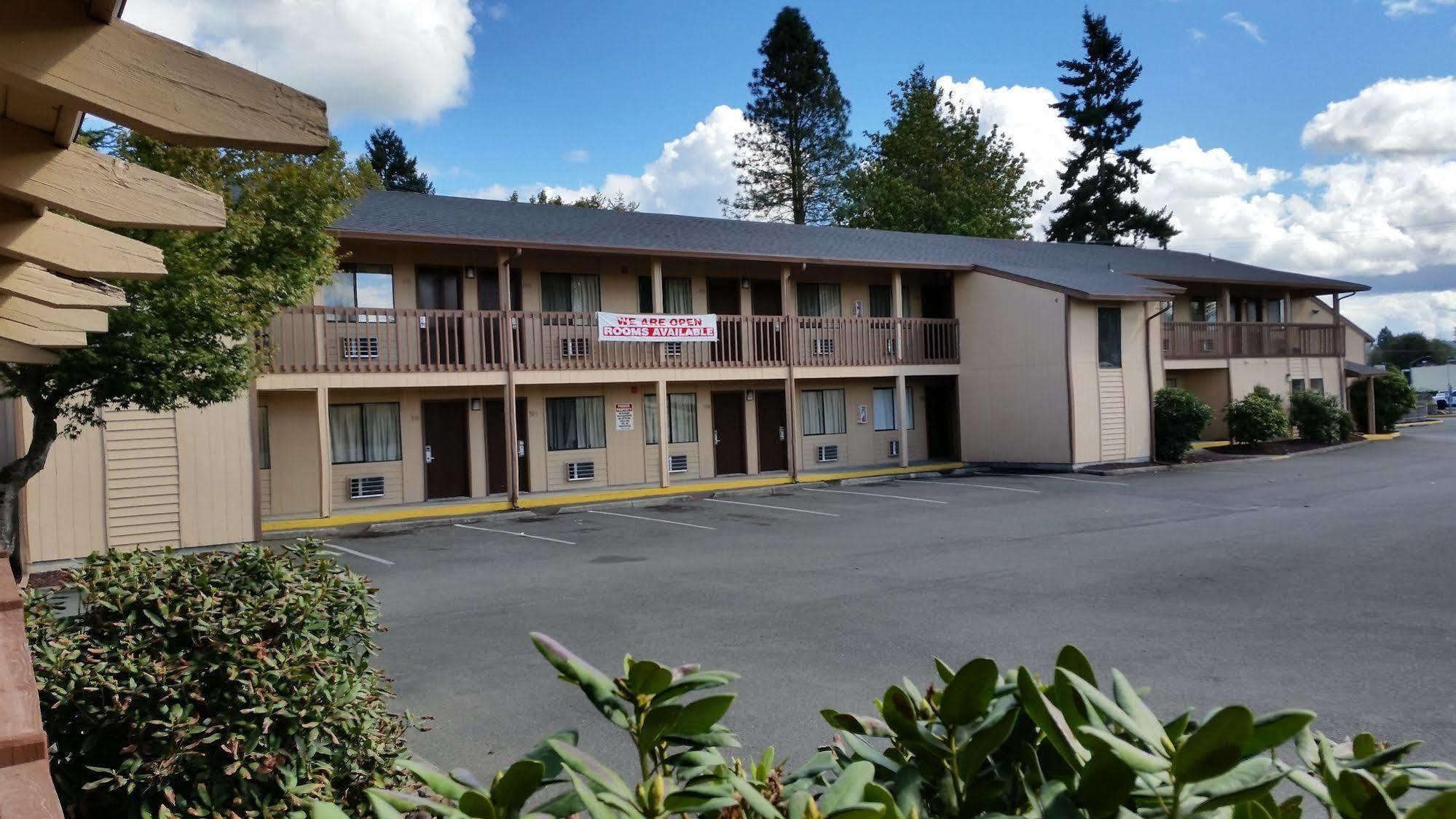 Centralia Inn Екстер'єр фото